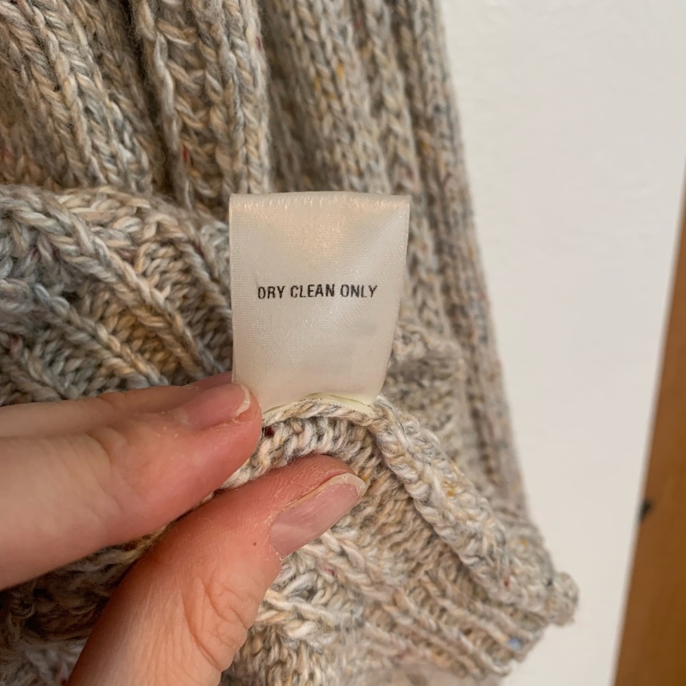 Lovestitch Mariah Volume Sleeve Sweater - Picture 10 of 11